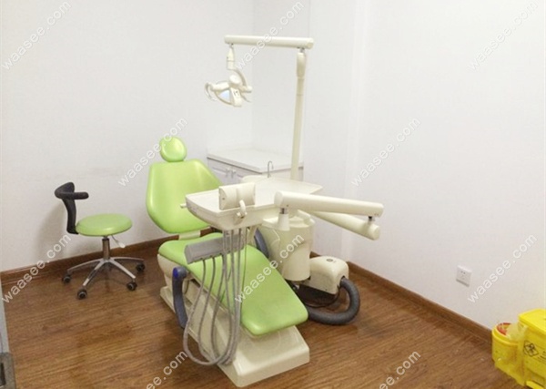牙博士口腔青岛门店的诊疗室