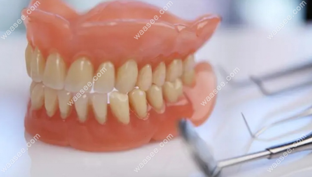 吸附式假牙的制作过程