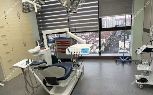 上海同口名一口腔诊室
