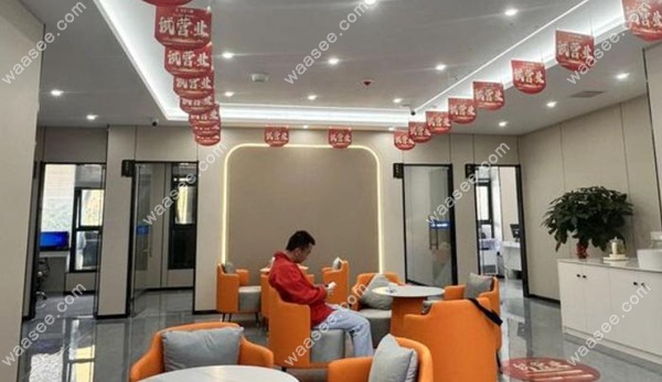大厅.jpg
