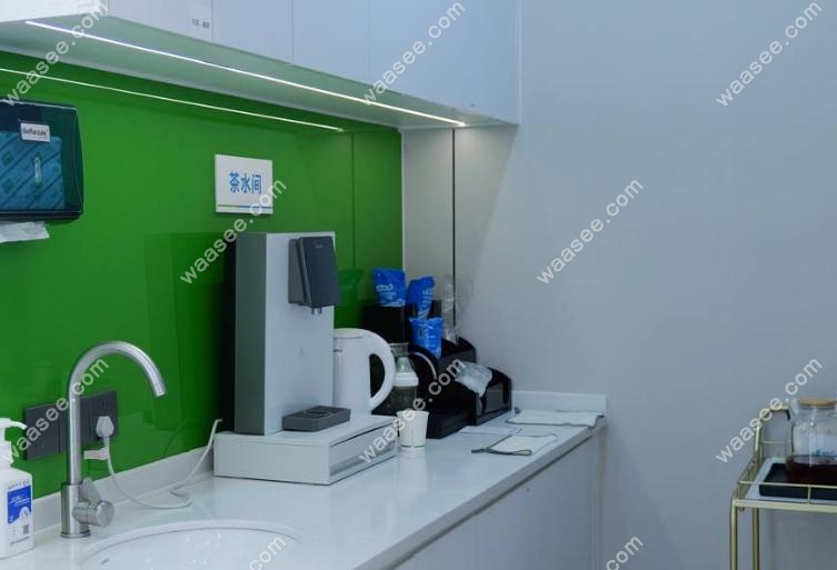 深圳鼎植口腔罗湖口岸店怎么样?地铁1号线直达,专治种牙难